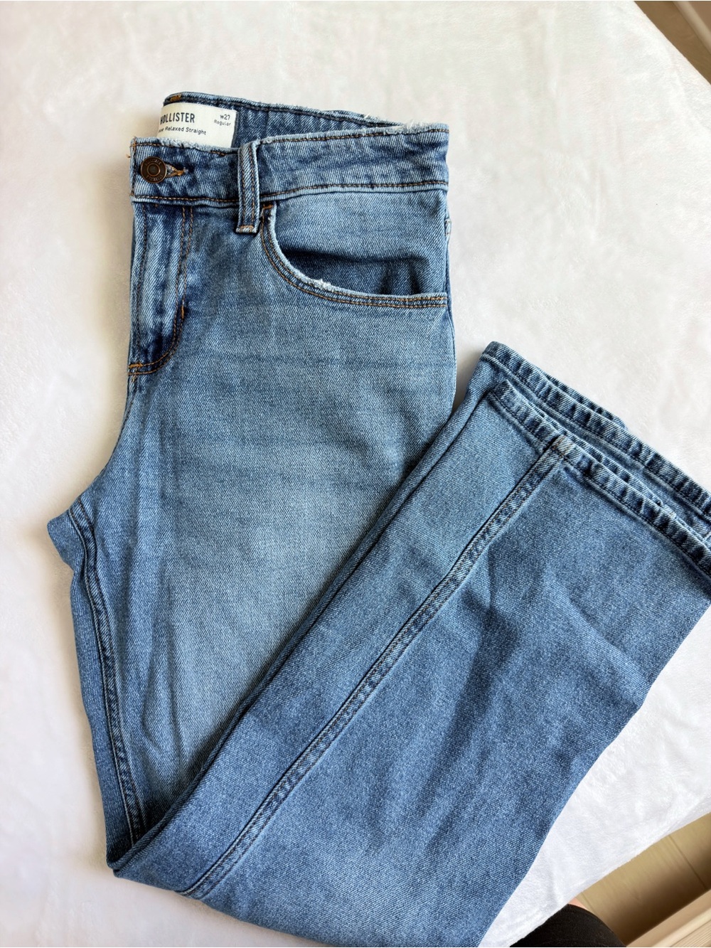 Hollister Women's Light Wash Straight Leg Jeans